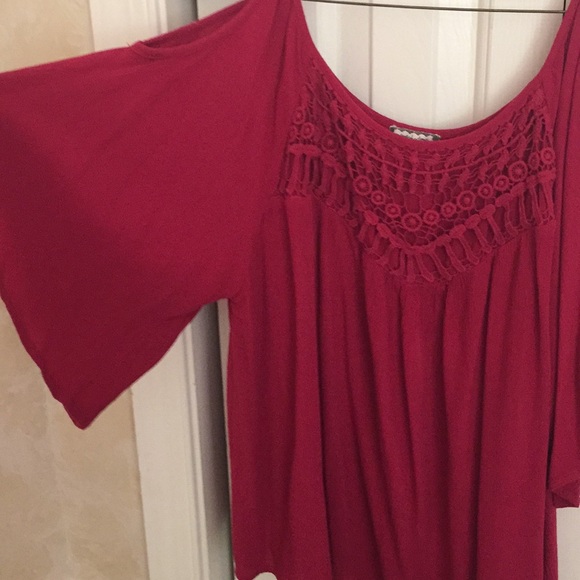 Top - Picture 2 of 2